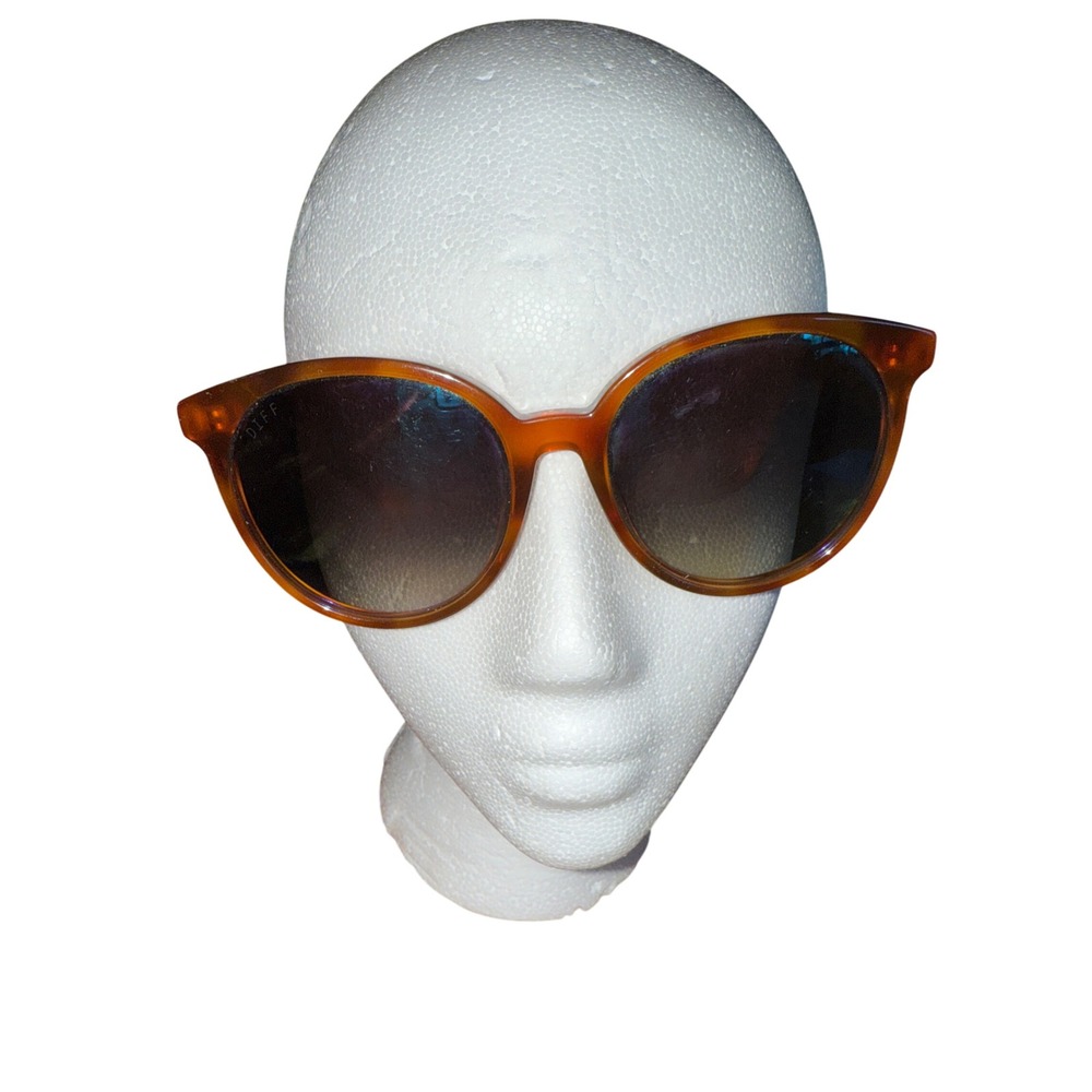 DIFF Eyewear Cosmo Polarized Sunglasses Brown Tortoise Round Frame Women's‎